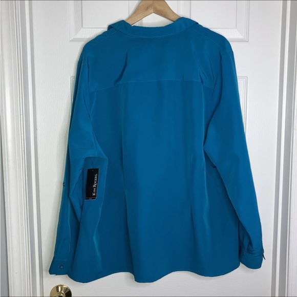 New with tags 3X Kim Rogers Curvy Blue Button down top with Pockets size 3X - Picture 9 of 13